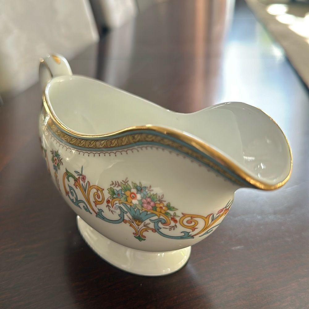 AYNSLEY Henley Gravy Ladle Bone China